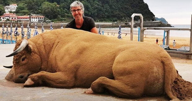 Hobby ist zum Lebenswerk geworden: Mann schafft seit mehr als 10 Jahren Sandskulpturen