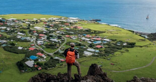 Die abgelegenste Stadt der Welt: 3000 Kilometer vom Land entfernt, und nicht jeder kann dorthin gelangen